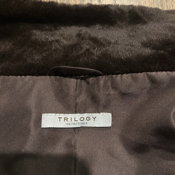 Trilogy Fur Coat - Picture 6 of 6